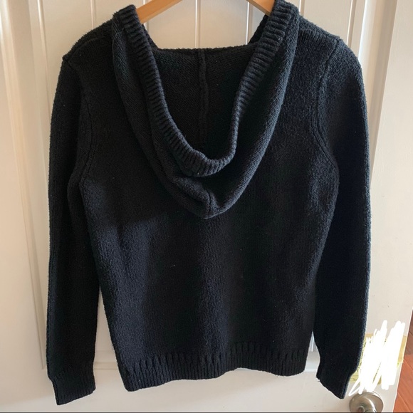 🌱2/$40🌱 Knitted hollister sweater - Picture 2 of 3